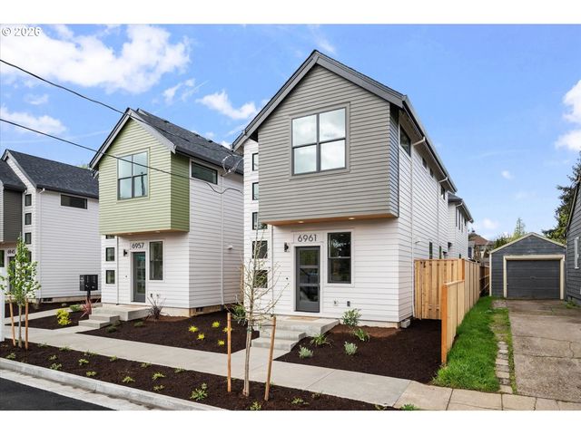 6961 N Burr Ave, Portland, OR 97203