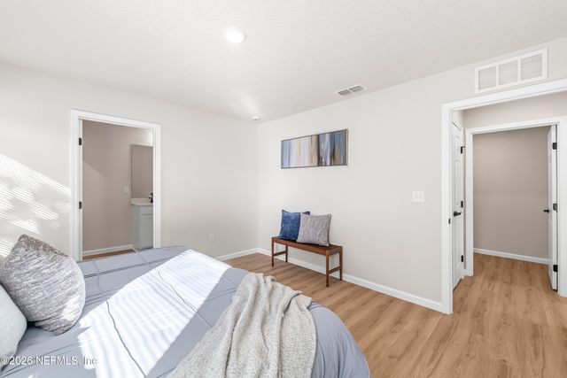 2915 NEWELL Boulevard, Jacksonville, FL 32216