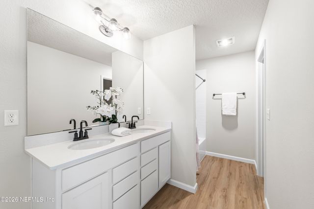 2915 NEWELL Boulevard, Jacksonville, FL 32216