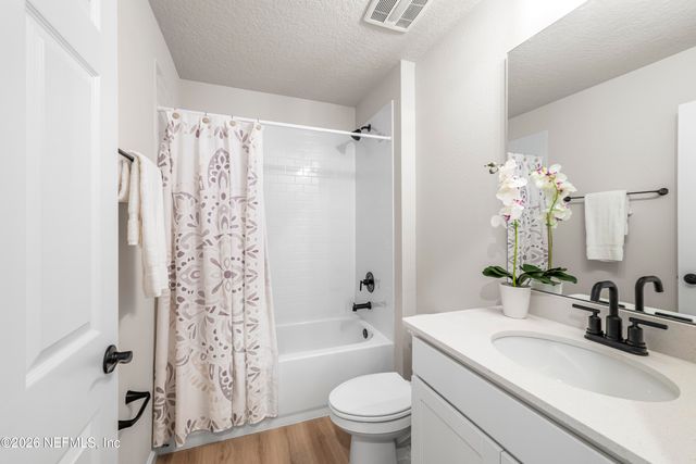 2915 NEWELL Boulevard, Jacksonville, FL 32216