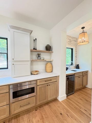 36 Lamson Ave, Belchertown, MA 01007