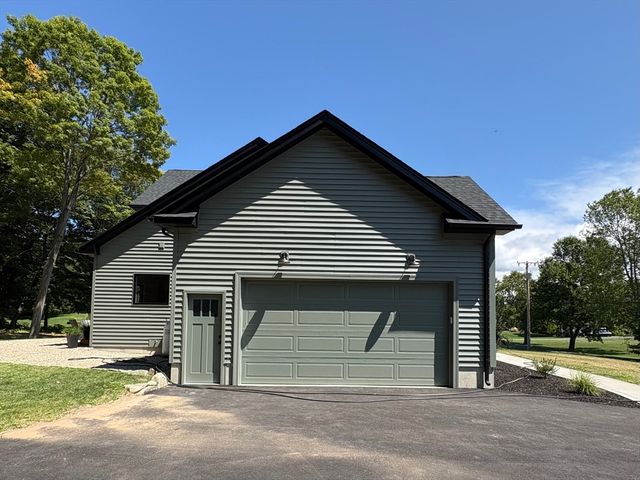36 Lamson Ave, Belchertown, MA 01007