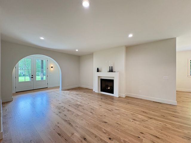 36 Lamson Ave, Belchertown, MA 01007