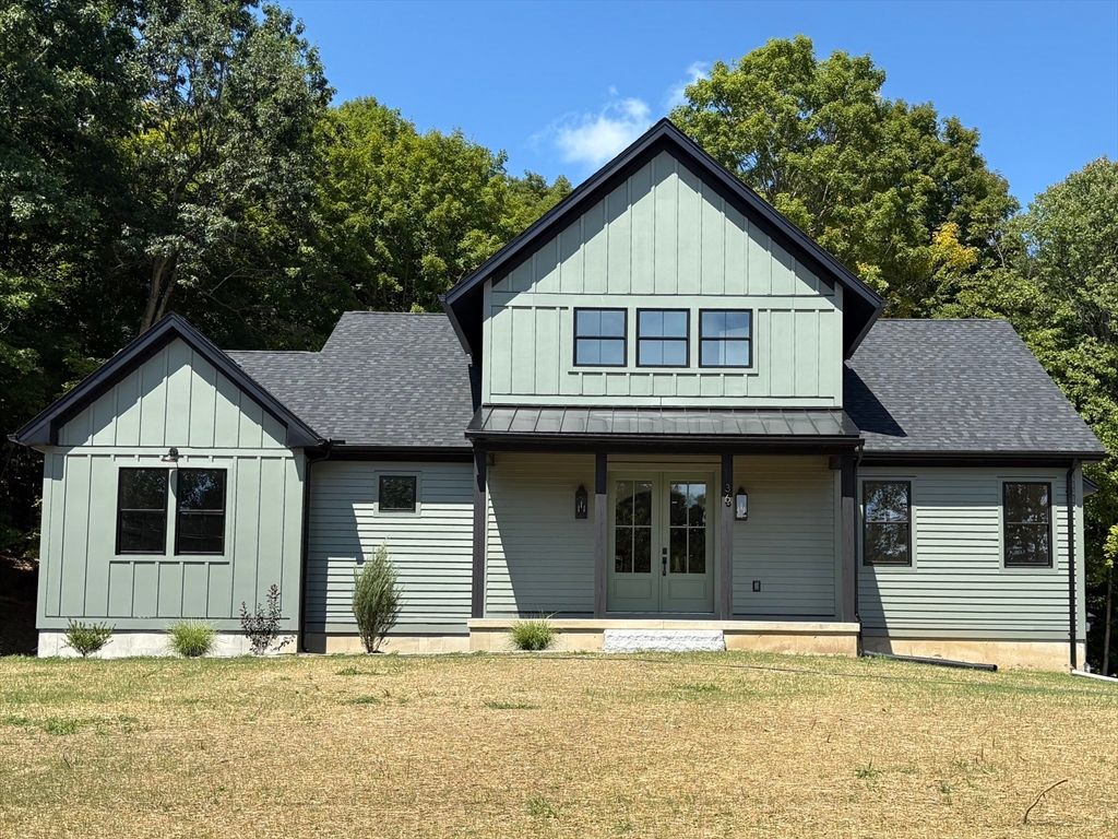 36 Lamson Ave, Belchertown, MA 01007