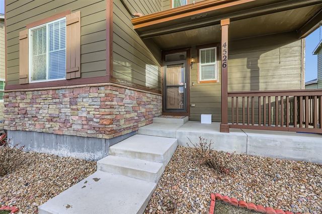 4526 Grapevine Way, Castle Rock, CO 80109