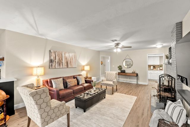 1511 Rushden Dr, Sacramento, CA 95864