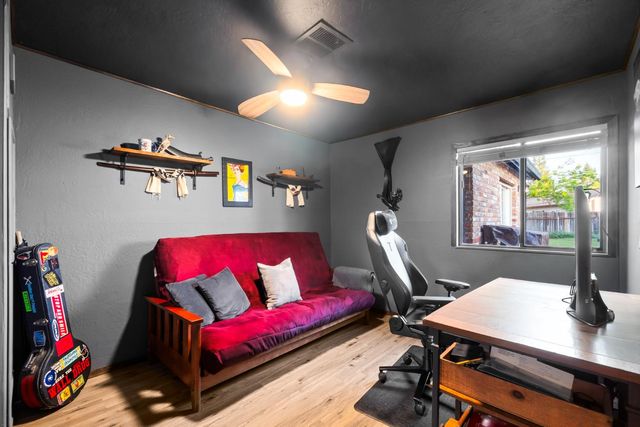 1511 Rushden Dr, Sacramento, CA 95864