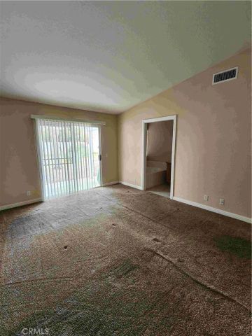 856 Harrow, Hemet, CA 92545