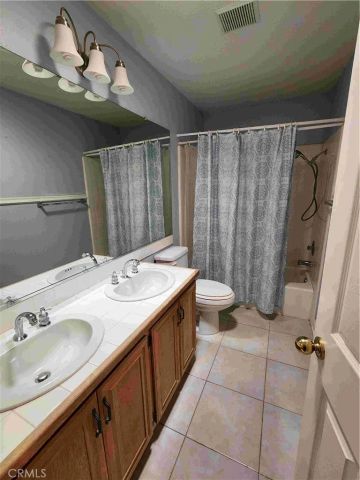 856 Harrow, Hemet, CA 92545