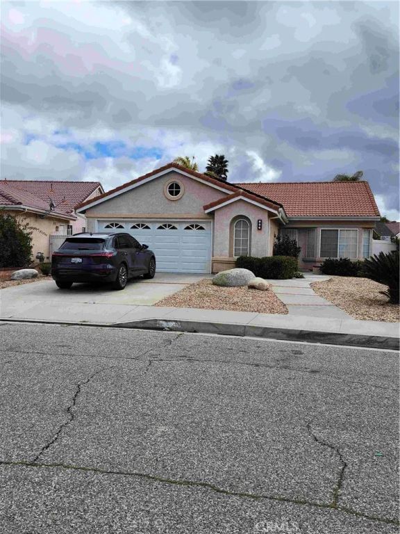 856 Harrow, Hemet, CA 92545