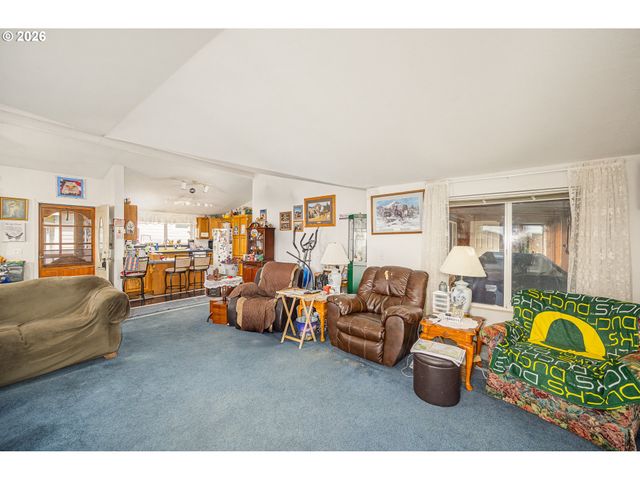 1609 Nw PARKER Ave, Waldport, OR 97394