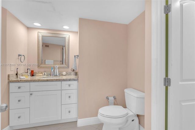 1301 NE Miami Gardens Drive 1225W, Miami, FL 33179