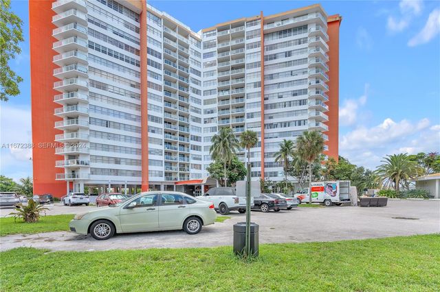 1301 NE Miami Gardens Drive 1225W, Miami, FL 33179