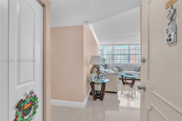 1301 NE Miami Gardens Drive 1225W, Miami, FL 33179