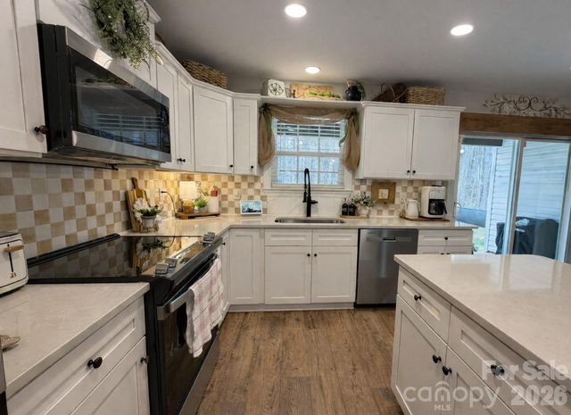 2015 Country Club Drive, Lancaster, SC 29720