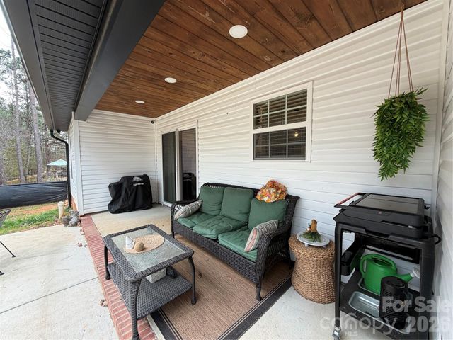 2015 Country Club Drive, Lancaster, SC 29720