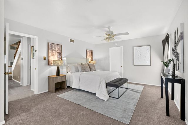 700 Rogart DR, Spicewood, TX 78669