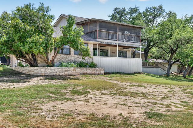 700 Rogart DR, Spicewood, TX 78669