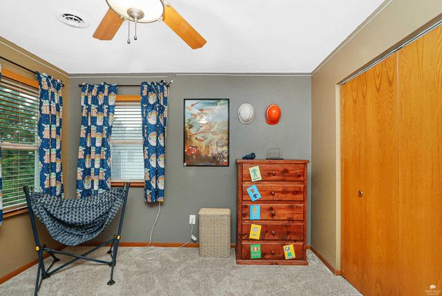 1746 Kings Road, Manhattan, KS 66503
