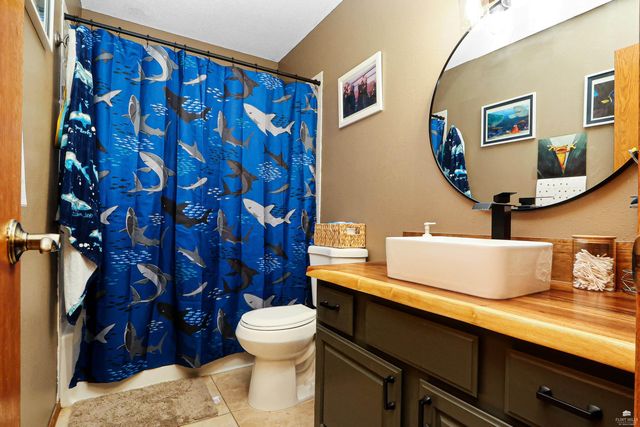 1746 Kings Road, Manhattan, KS 66503