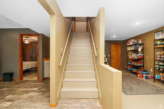 1746 Kings Road, Manhattan, KS 66503