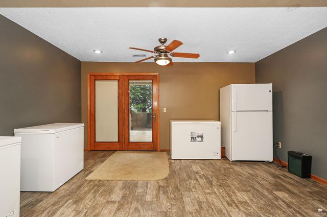 1746 Kings Road, Manhattan, KS 66503