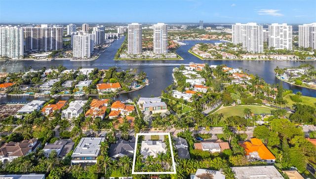 465 Golden Beach Dr, Golden Beach, FL 33160