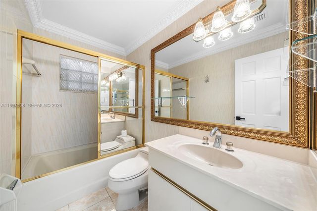 465 Golden Beach Dr, Golden Beach, FL 33160