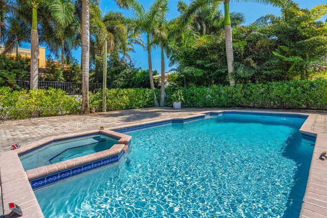 465 Golden Beach Dr, Golden Beach, FL 33160