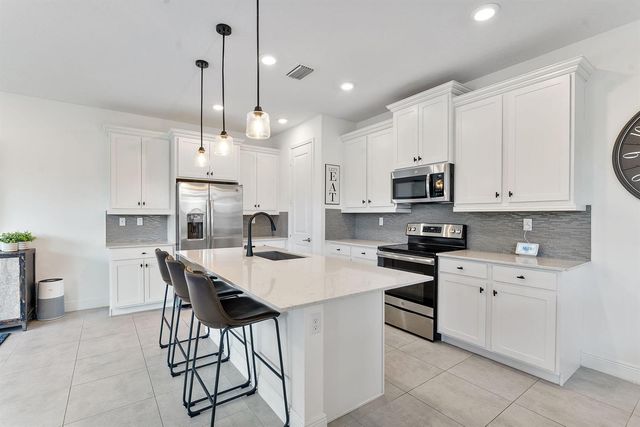 1070 Veleiros Boulevard, Deerfield Beach, FL 33064