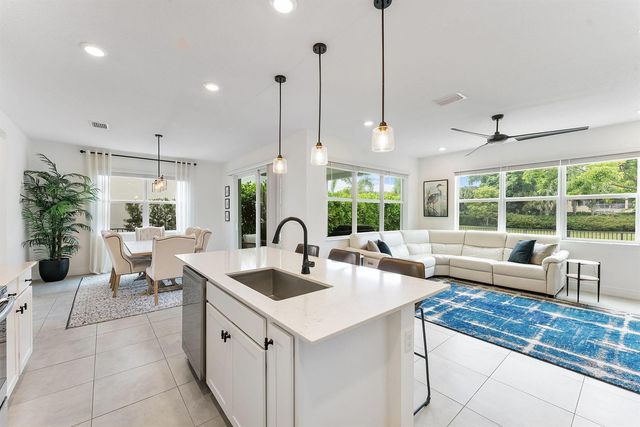 1070 Veleiros Boulevard, Deerfield Beach, FL 33064