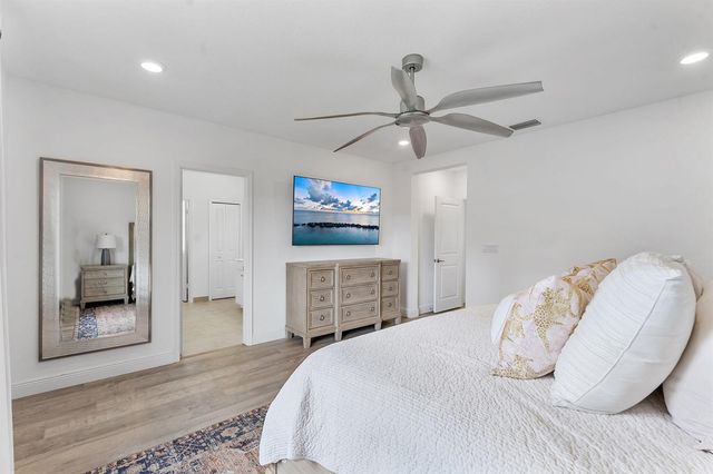 1070 Veleiros Boulevard, Deerfield Beach, FL 33064