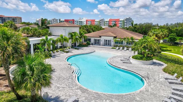 1070 Veleiros Boulevard, Deerfield Beach, FL 33064