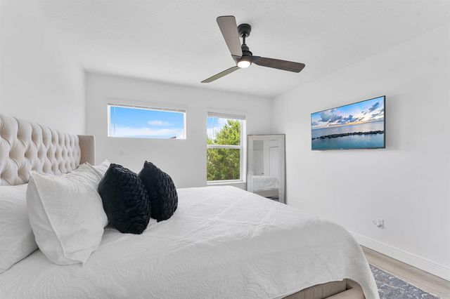 1070 Veleiros Boulevard, Deerfield Beach, FL 33064