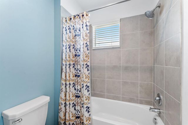 1070 Veleiros Boulevard, Deerfield Beach, FL 33064