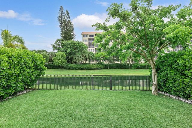 1070 Veleiros Boulevard, Deerfield Beach, FL 33064