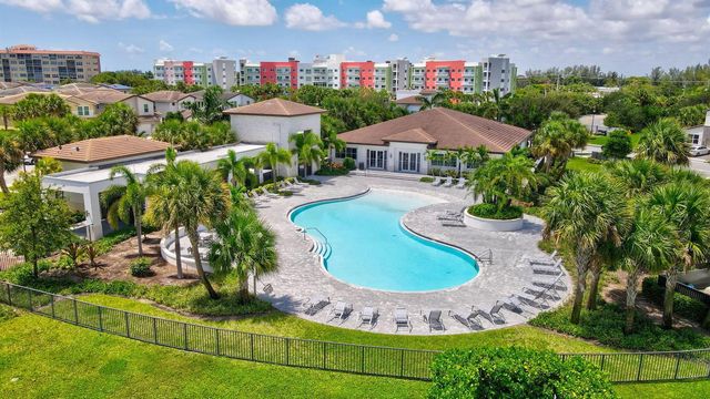 1070 Veleiros Boulevard, Deerfield Beach, FL 33064