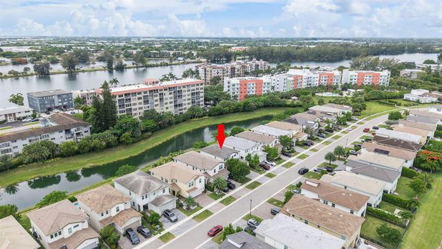 1070 Veleiros Boulevard, Deerfield Beach, FL 33064