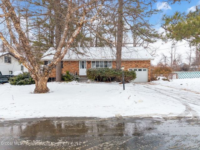 120 East Palmer Avenue, Rotterdam, NY 12303