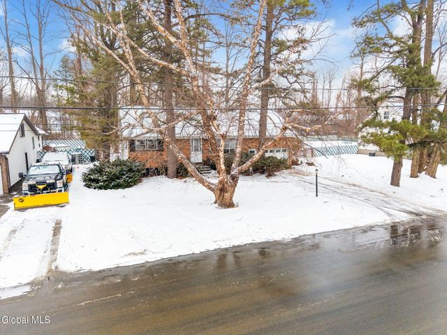 120 East Palmer Avenue, Rotterdam, NY 12303