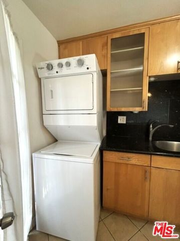 2005 Federal Avenue 2005, Los Angeles, CA 90025