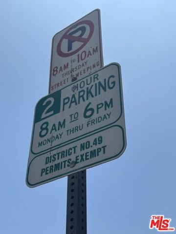 2005 Federal Avenue 2005, Los Angeles, CA 90025