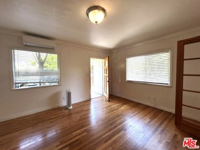 2005 Federal Avenue 2005, Los Angeles, CA 90025