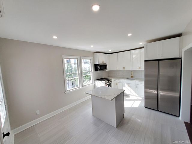 678 Mamaroneck Avenue, Mamaroneck, NY 10543