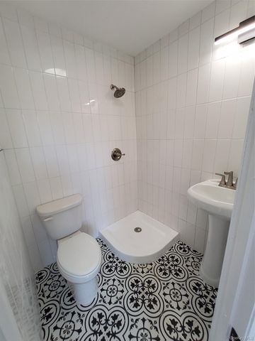 678 Mamaroneck Avenue, Mamaroneck, NY 10543