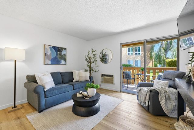 1051 Rock Springs 120, Escondido, CA 92026