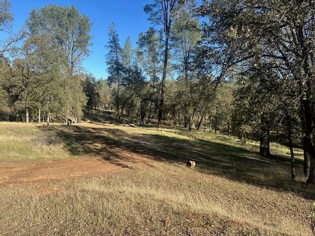 24333 Shirley Drive, Bella Vista, CA 96008