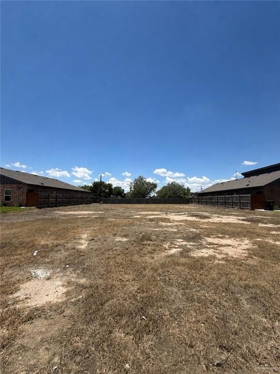 909 Hidden Hills Street, Mission, TX 78572