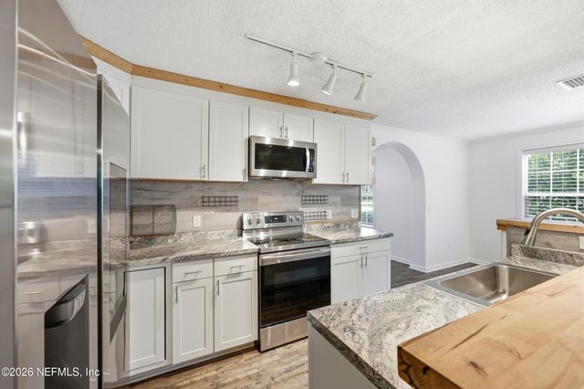 914 HIBERNIA FOREST Drive, Fleming Island, FL 32003