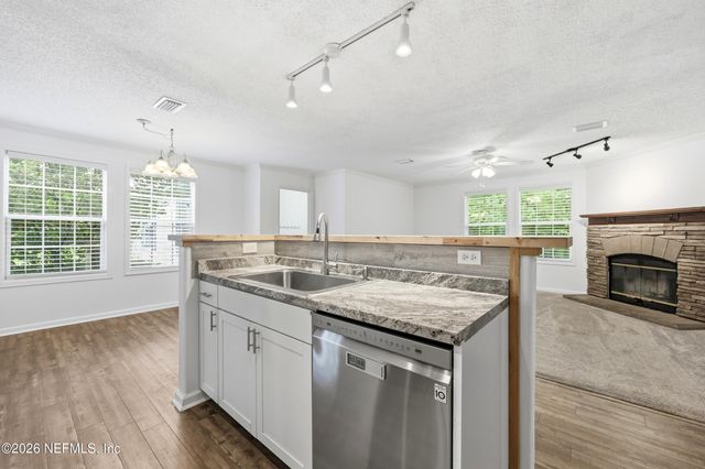 914 HIBERNIA FOREST Drive, Fleming Island, FL 32003